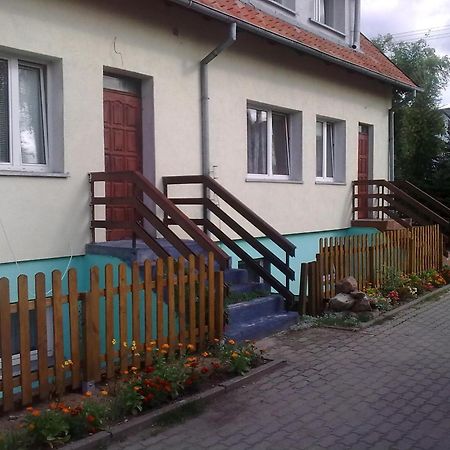 Apartamenty, Pokoje, Noclegi Pracownicze " Skarpa" Wilkasy Extérieur photo