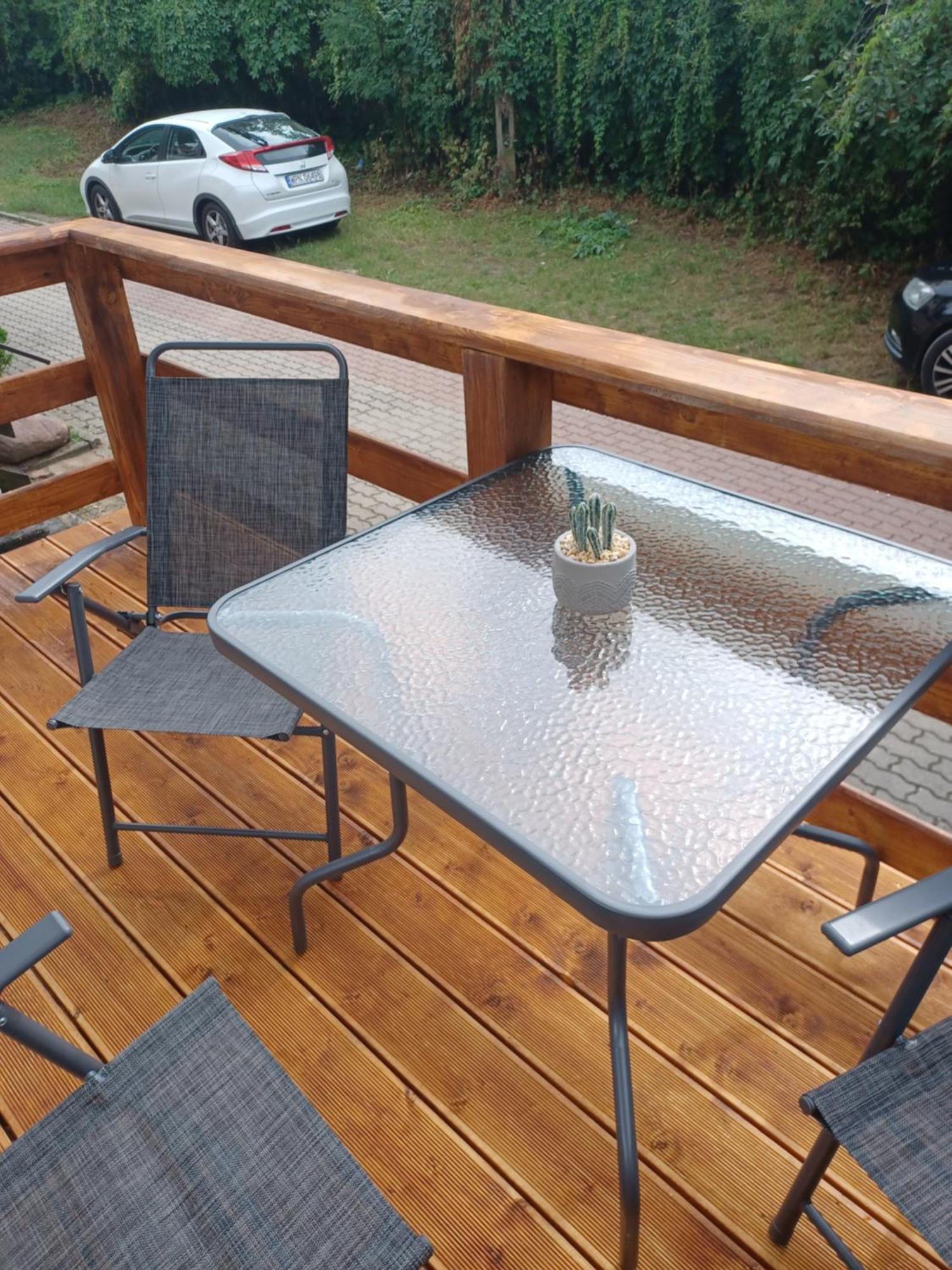 Apartamenty, Pokoje, Noclegi Pracownicze " Skarpa" Wilkasy Extérieur photo